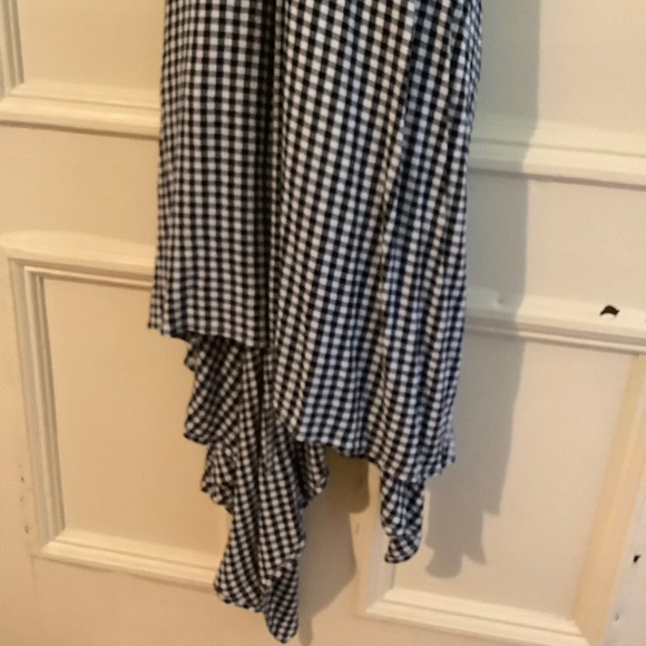 Bardot Black/White Wrap Asymmetric Dress 8  NWOT - Picture 3 of 7